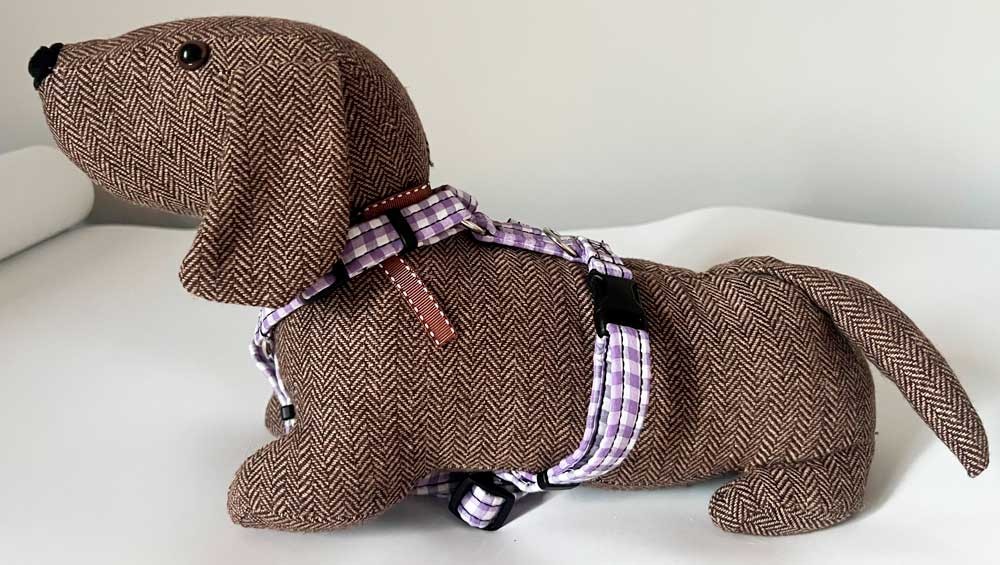 Arnés de algodón para perros modelo cuadros morados